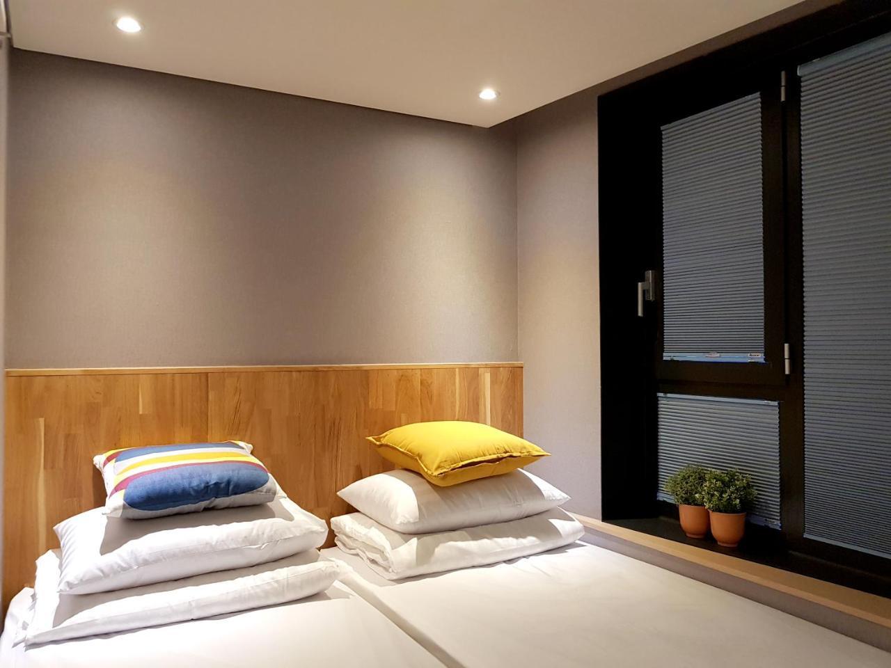 Hostel Cleo Seoul Hongdae Εξωτερικό φωτογραφία