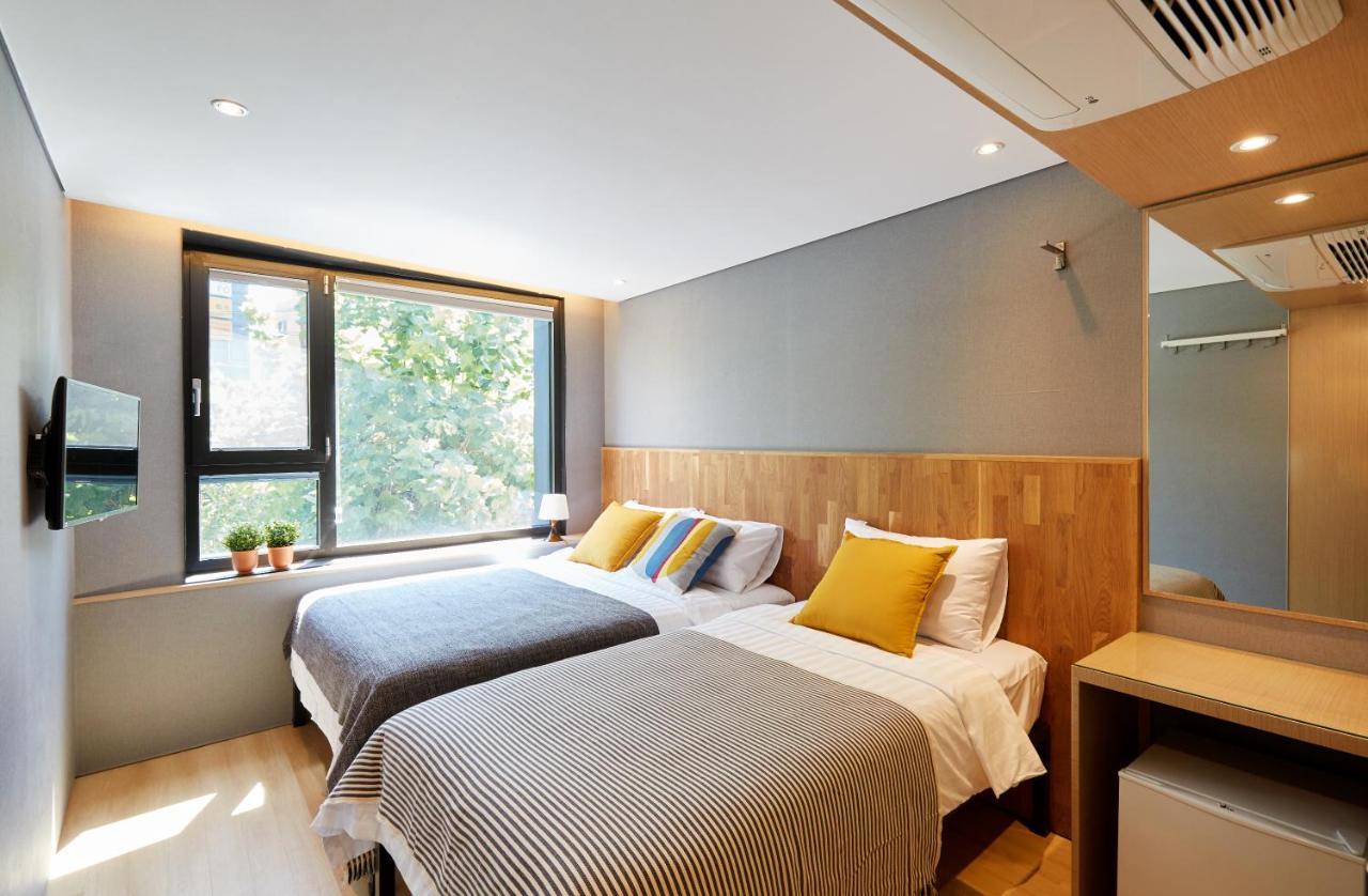 Hostel Cleo Seoul Hongdae Εξωτερικό φωτογραφία
