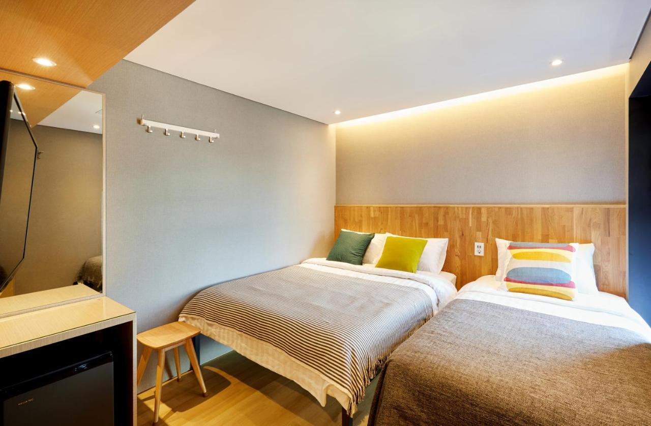 Hostel Cleo Seoul Hongdae Εξωτερικό φωτογραφία